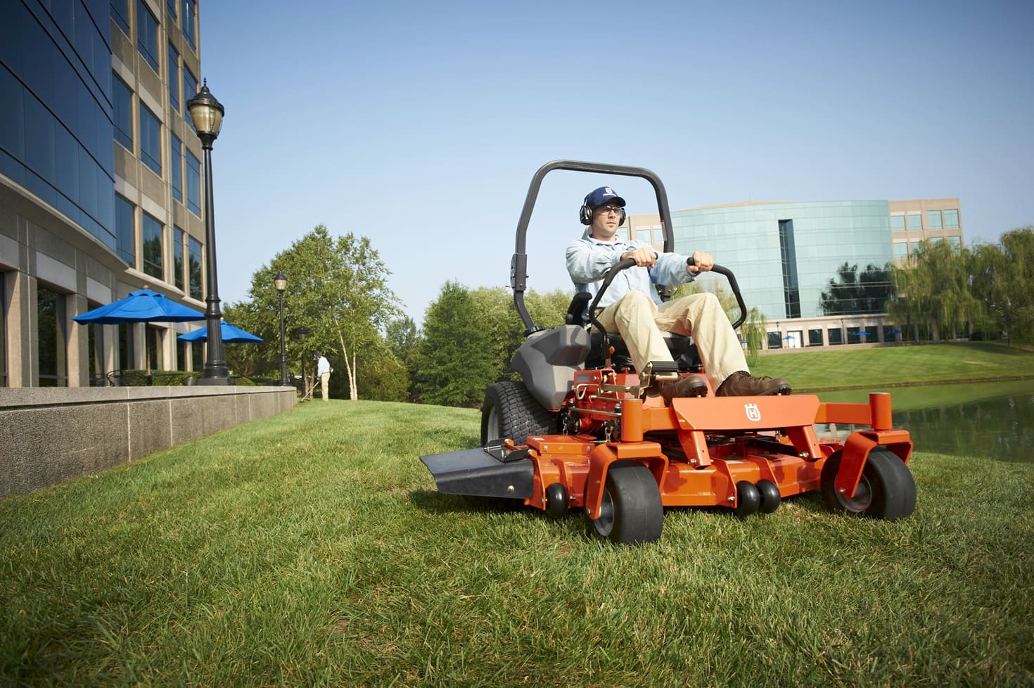 Toro zero-turn mower maneuvering around garden obstacles